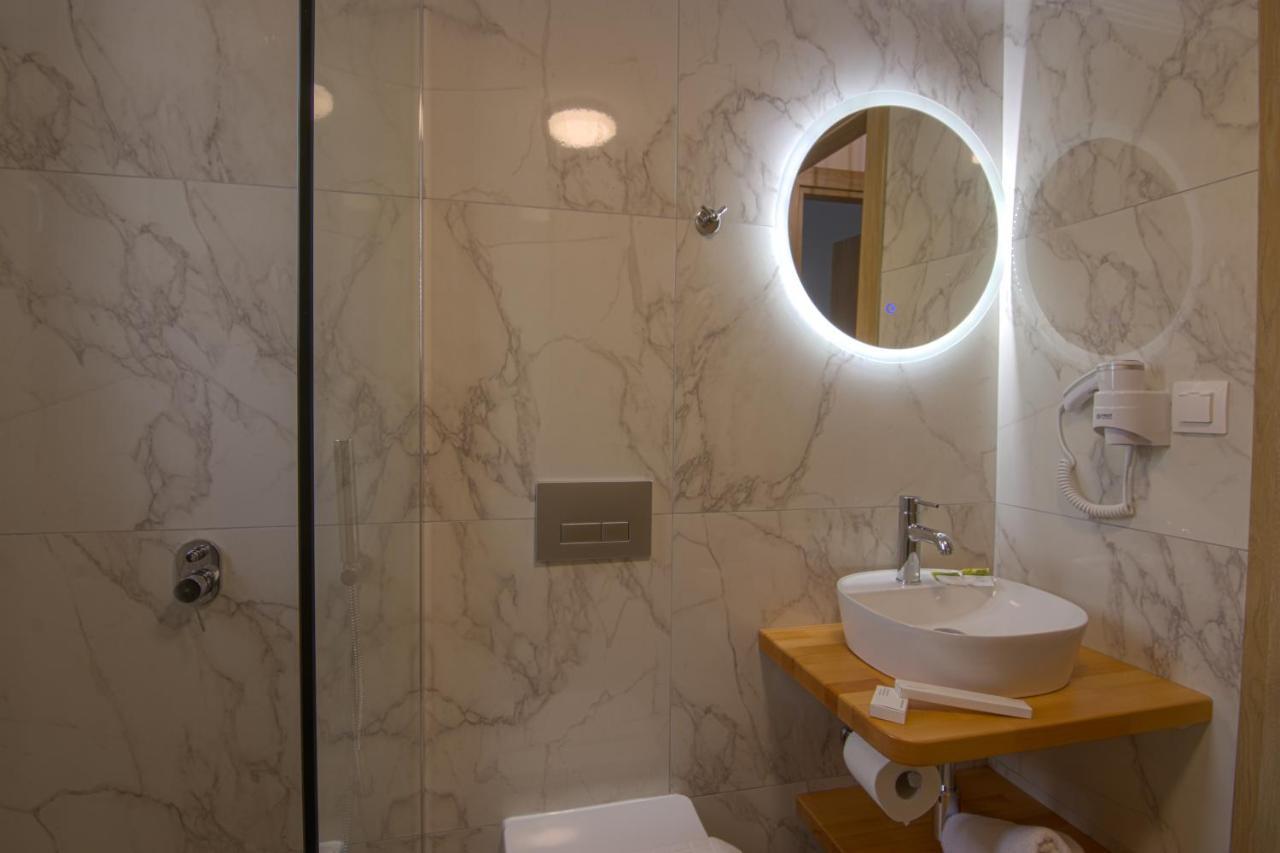 Onar Limnos II Luxury Apartments Moudhros Екстер'єр фото